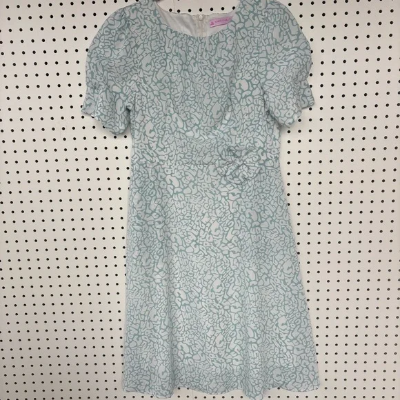 Dan Chau Dress featuring a turquoise & white abstract print on textured fabric - Picture 4 of 10